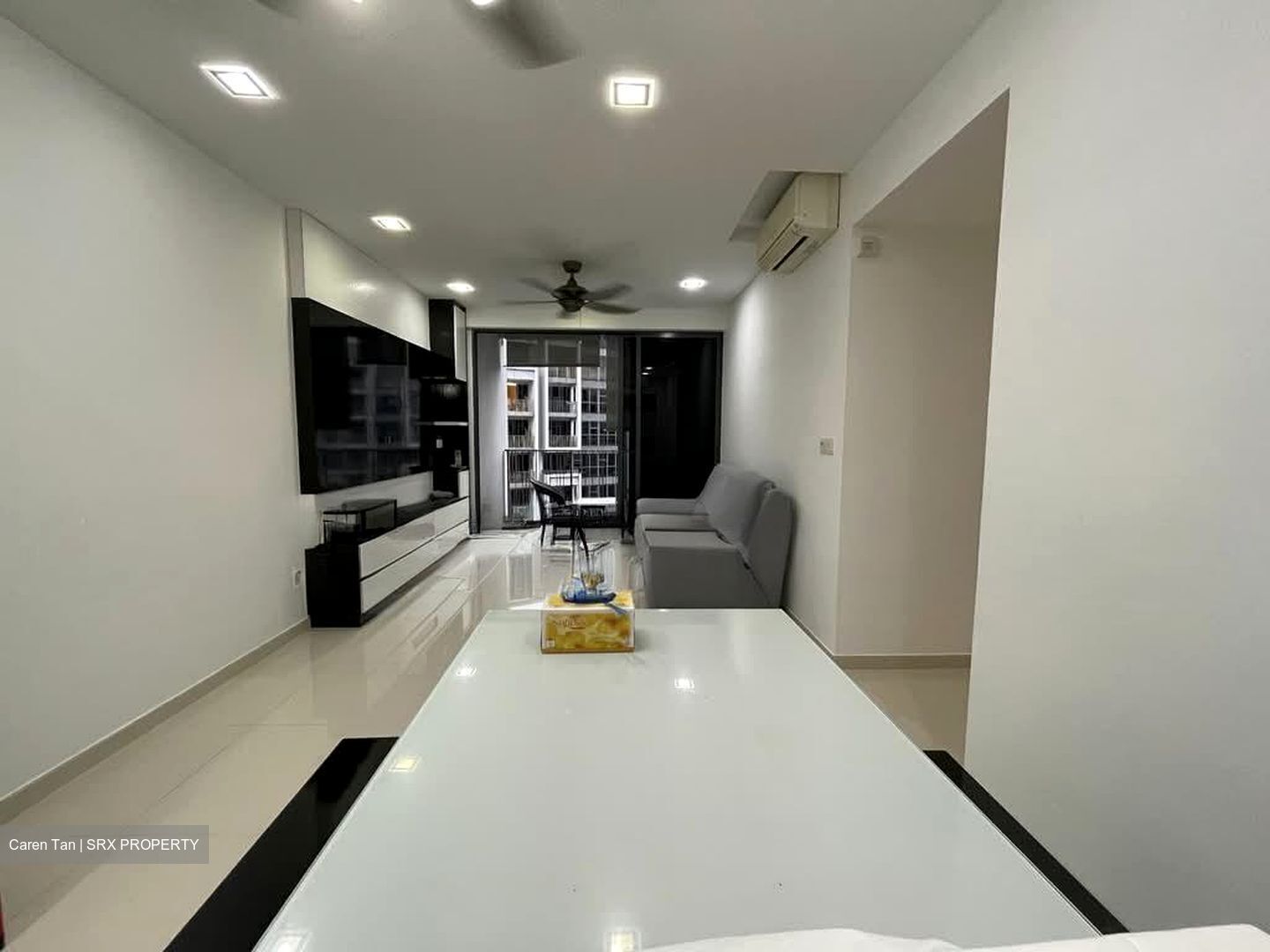 Prive (D19), Condominium #566327061